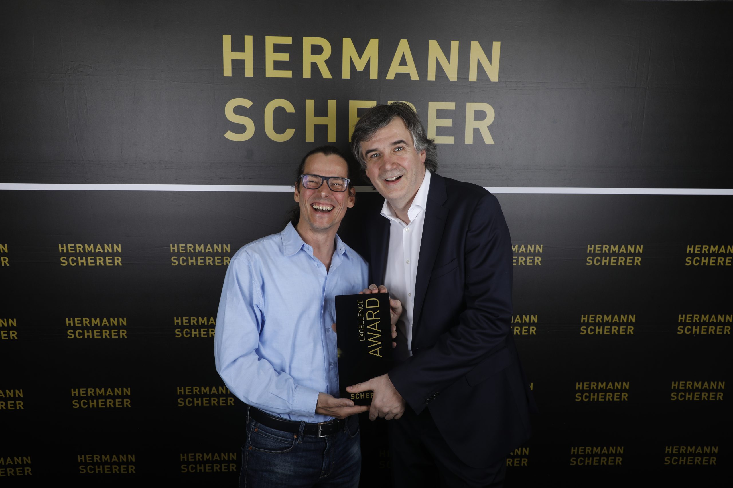 Werner Hampel holt Weltrekord nach Mainburg