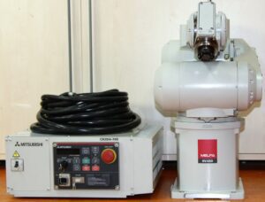 RV-6SD Industrieroboter mit CR2DA-700 Controller (Überholt) !!Top Angebot!!